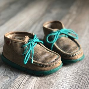Twisted x toddler chukka driving moc